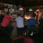 Carey's Bar & Kilkenny Border Oldleighlin
