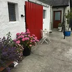 Lägenhet Carey's Bar & Kilkenny Border